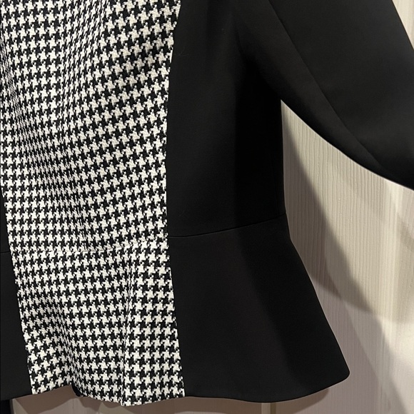 Tahari ASL Monochrome Houndstooth Blazer - Picture 8 of 8